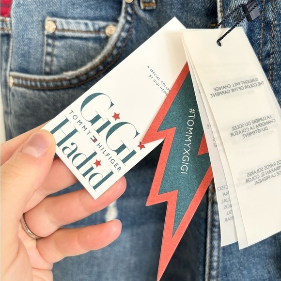 Gigi Hadid x Tommy Hilfiger high waisted destroyed lexia jeans size 26x30 new - Picture 5 of 8